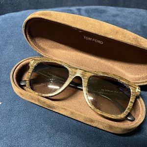TOM FORD Sunglasses: Leo style in Brown Wood with Black.